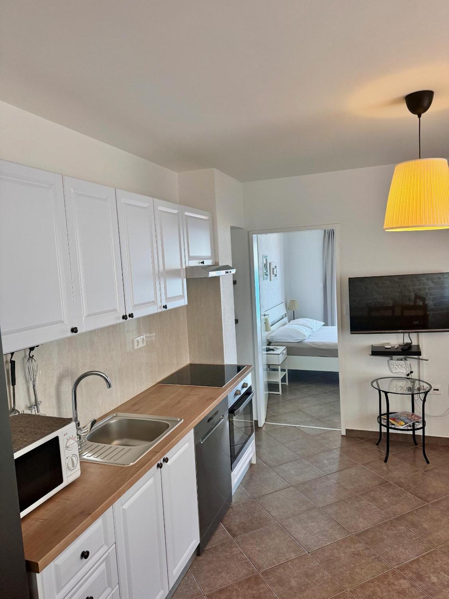 טרוגיר Apartment Nanito מראה חיצוני תמונה